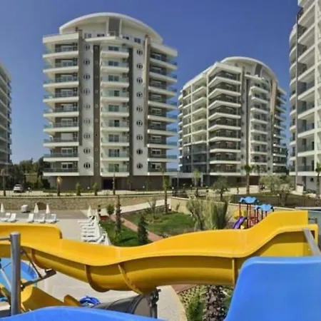 Apartamento Alanya, Avsallar'da Su Kaydirakli Site Icinde Kiralik Daire Alanya