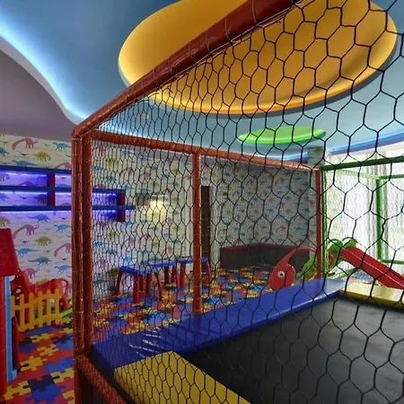 Alanya, Avsallar'da Su Kaydirakli Site Icinde Kiralik Daire * Alanya