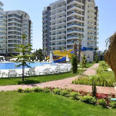 Alanya, Avsallar'da Su Kaydirakli Site Icinde Kiralik Daire Apartment *