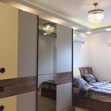 Alanya, Avsallar'da Su Kaydirakli Site Icinde Kiralik Daire